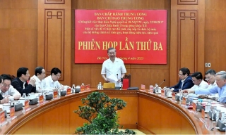 Kết luận của Bộ Chính trị, Ban Bí thư về tập trung hoàn thành nhiệm vụ sắp xếp tổ chức bộ máy và đơn vị hành chính